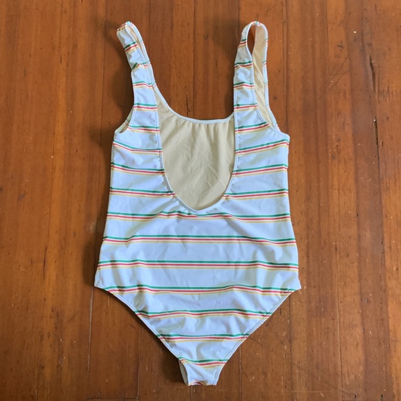 Mele one piece from PoshPua - Picture 2 of 6